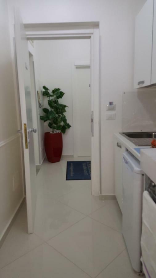 Al Porticciolo Bed & Breakfast Salerno Eksteriør bilde