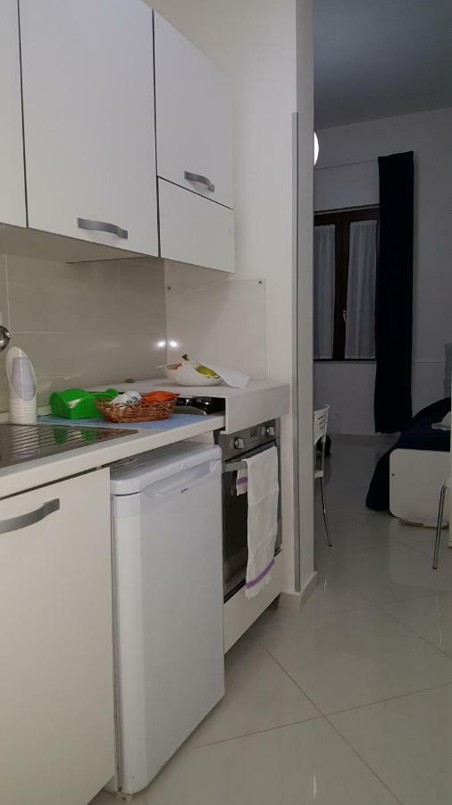 Al Porticciolo Bed & Breakfast Salerno Eksteriør bilde