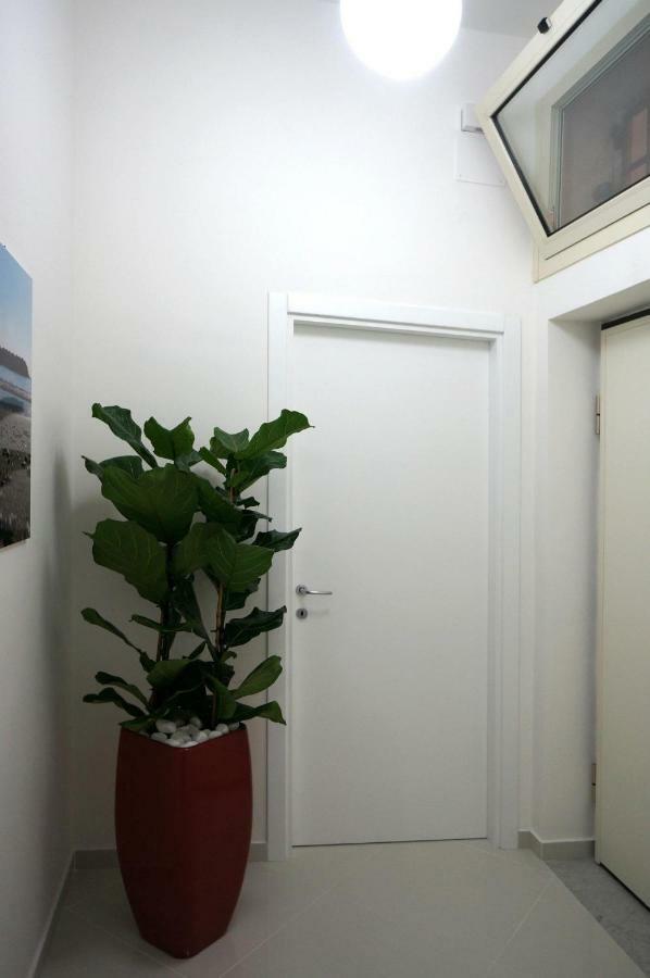 Al Porticciolo Bed & Breakfast Salerno Eksteriør bilde