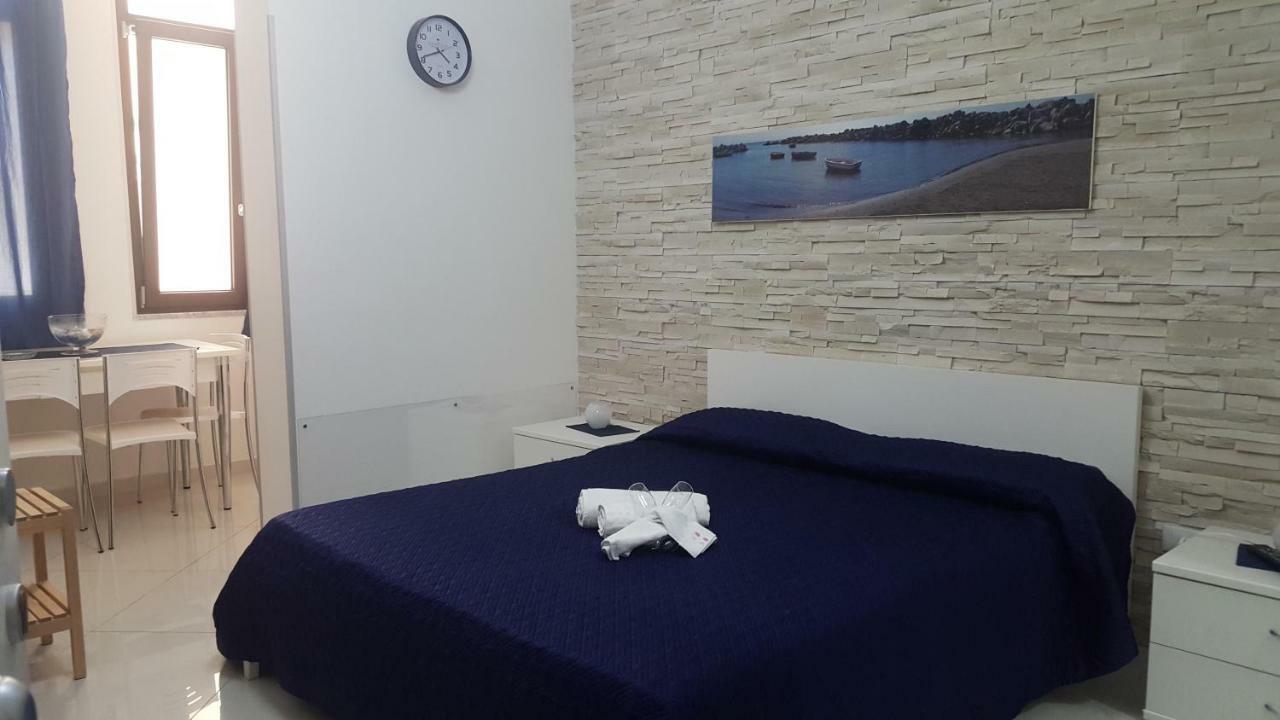 Al Porticciolo Bed & Breakfast Salerno Eksteriør bilde