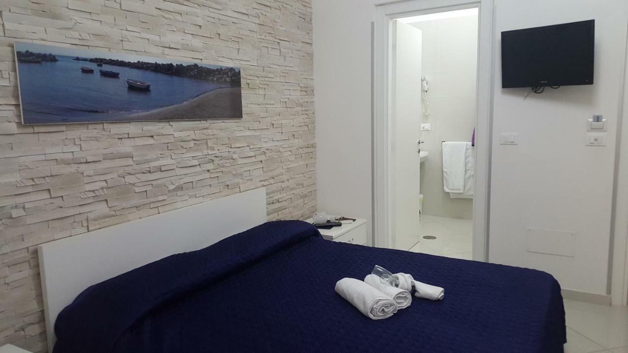 Al Porticciolo Bed & Breakfast Salerno Eksteriør bilde