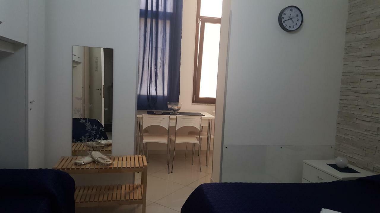 Al Porticciolo Bed & Breakfast Salerno Eksteriør bilde