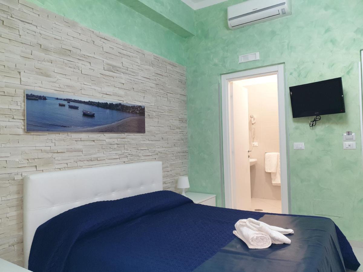 Al Porticciolo Bed & Breakfast Salerno Eksteriør bilde