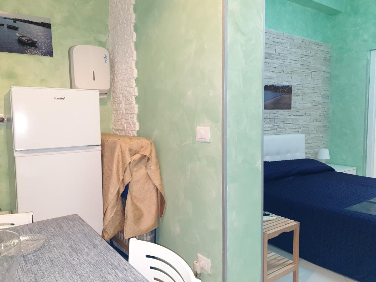Al Porticciolo Bed & Breakfast Salerno Eksteriør bilde